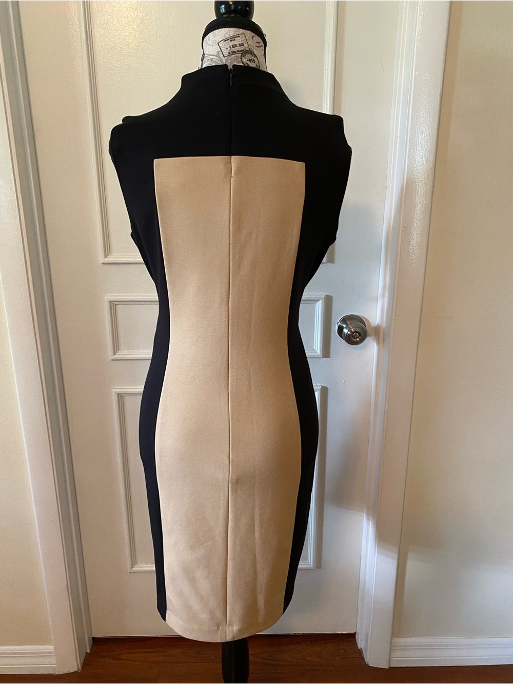 Calvin Klein Size 8 Colorblock Sheath Dress Black Camel Mock Neck NWT - Picture 5 of 13